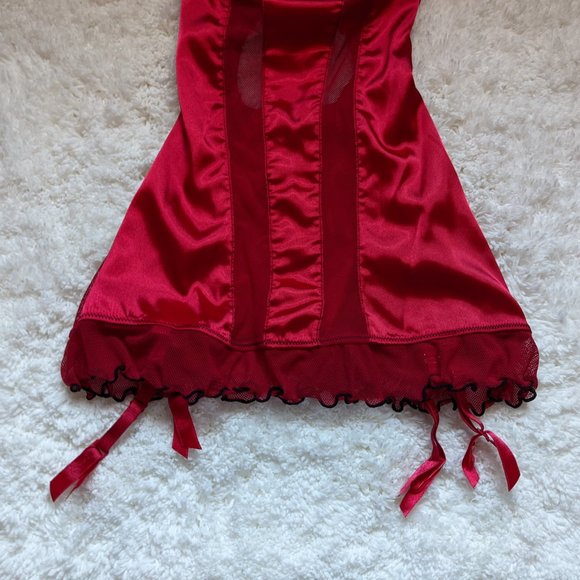 Never worn (XS) - FREDERICKS of HOLLYWOOD Chemise Garter Set - Picture 5 of 10